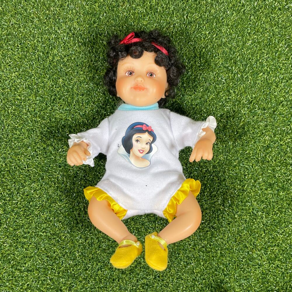 Ashton Drake Galleries Disney Snow White Miniature Baby Doll